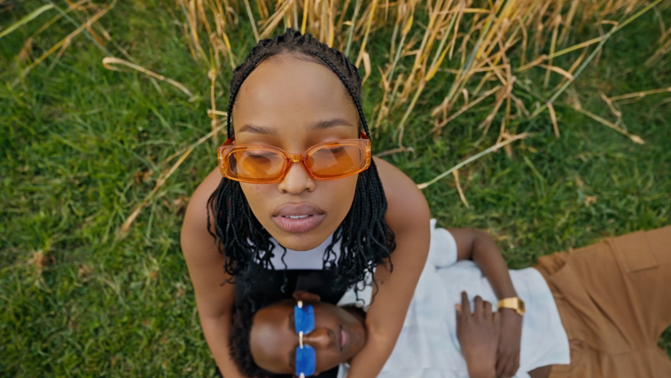 THEECEMBER - GUMAKO (Ma cherie) (Official Video)